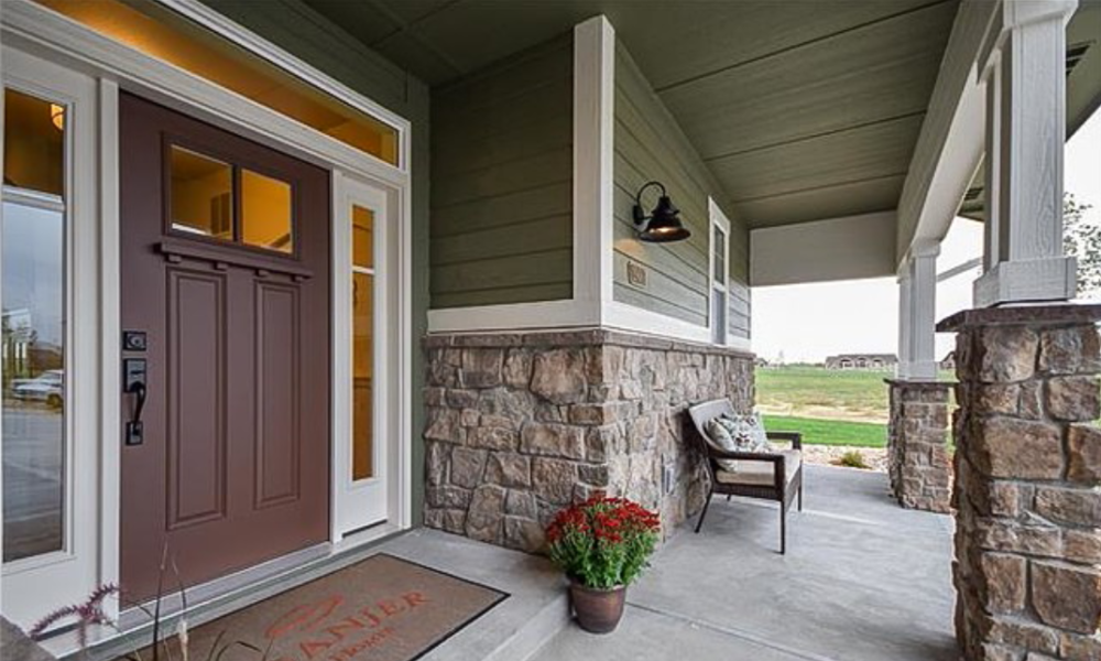 panel-1000x600 Farmhouse front door ideas that are simple and inspiring